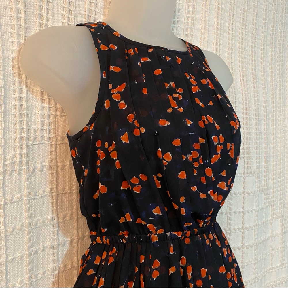 Ann Taylor Petite Pleated Dress - Size 0P - Picture 2 of 7